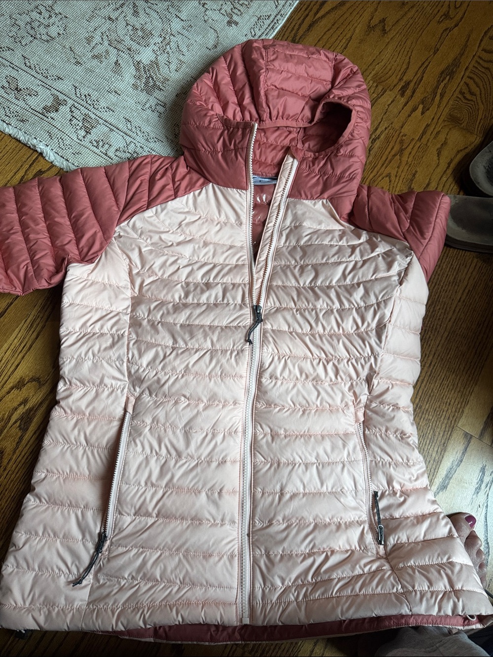 Columbia Two-Tone Lightweight Hooded Puffer Jacket Dusty Rose & Blush Omni heat